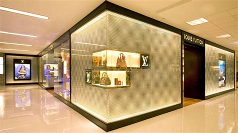 louis vuitton tysons corner bloomingdale's|louis vuitton mclean tysons.